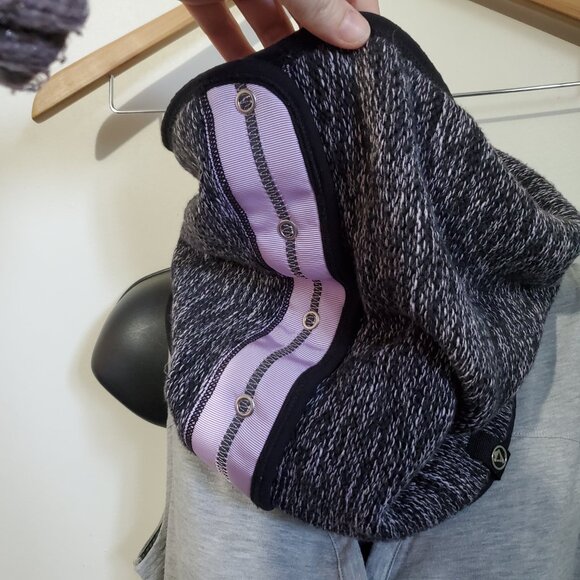 IVIVVA LULULEMON Knit Infinity Scarf Snap Buttons Chunky Winter Youth Girl's OS - Picture 2 of 13